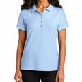 Polo femme taille L en tissu bleu clair à manches courtes style classique
